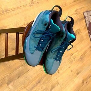 Jordan Dub Zero Teal